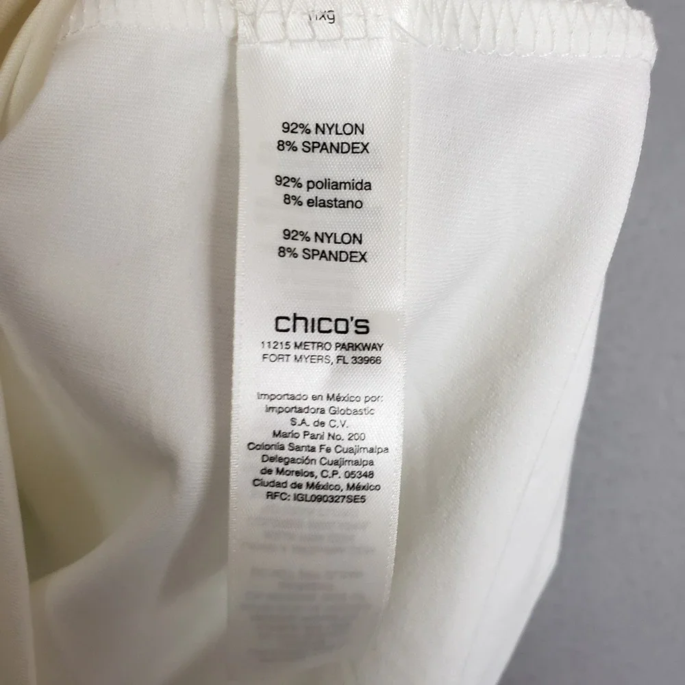 Chico's Size M Basic Solid White Knit Tank Top Minimalist Closet Staple Capsule - Picture 7 of 9